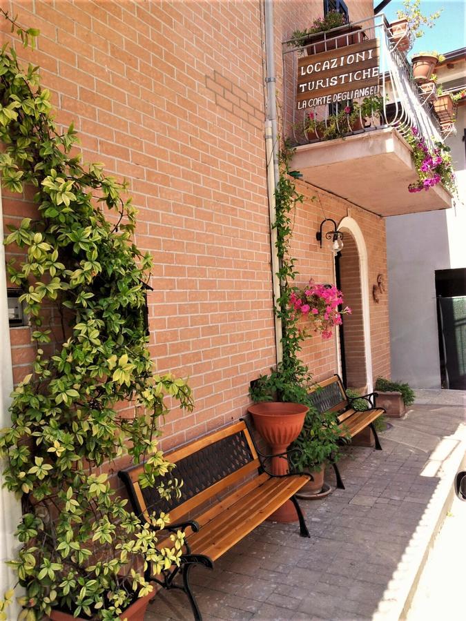 La Corte Degli Angeli Locazioni Turistiche Assisi Luaran gambar